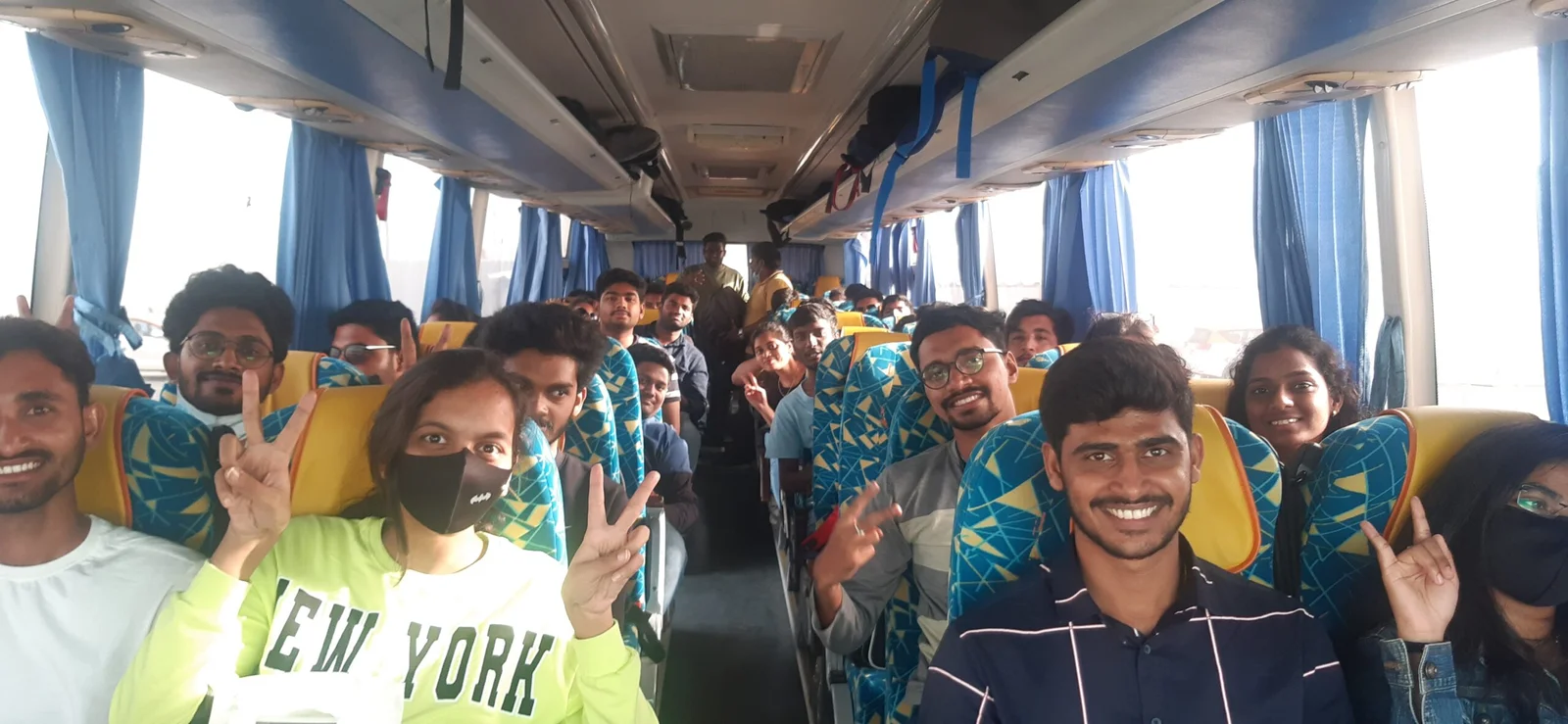 ARRIVAL SHARJAH AIRPORT-BUS TO DUBAI - Image 3
